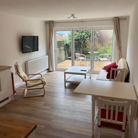 Adorable One-Bedroom Flat With Patio Garden. Southwick  Luaran gambar