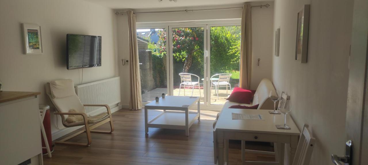 Adorable One-Bedroom Flat With Patio Garden. Southwick  Luaran gambar